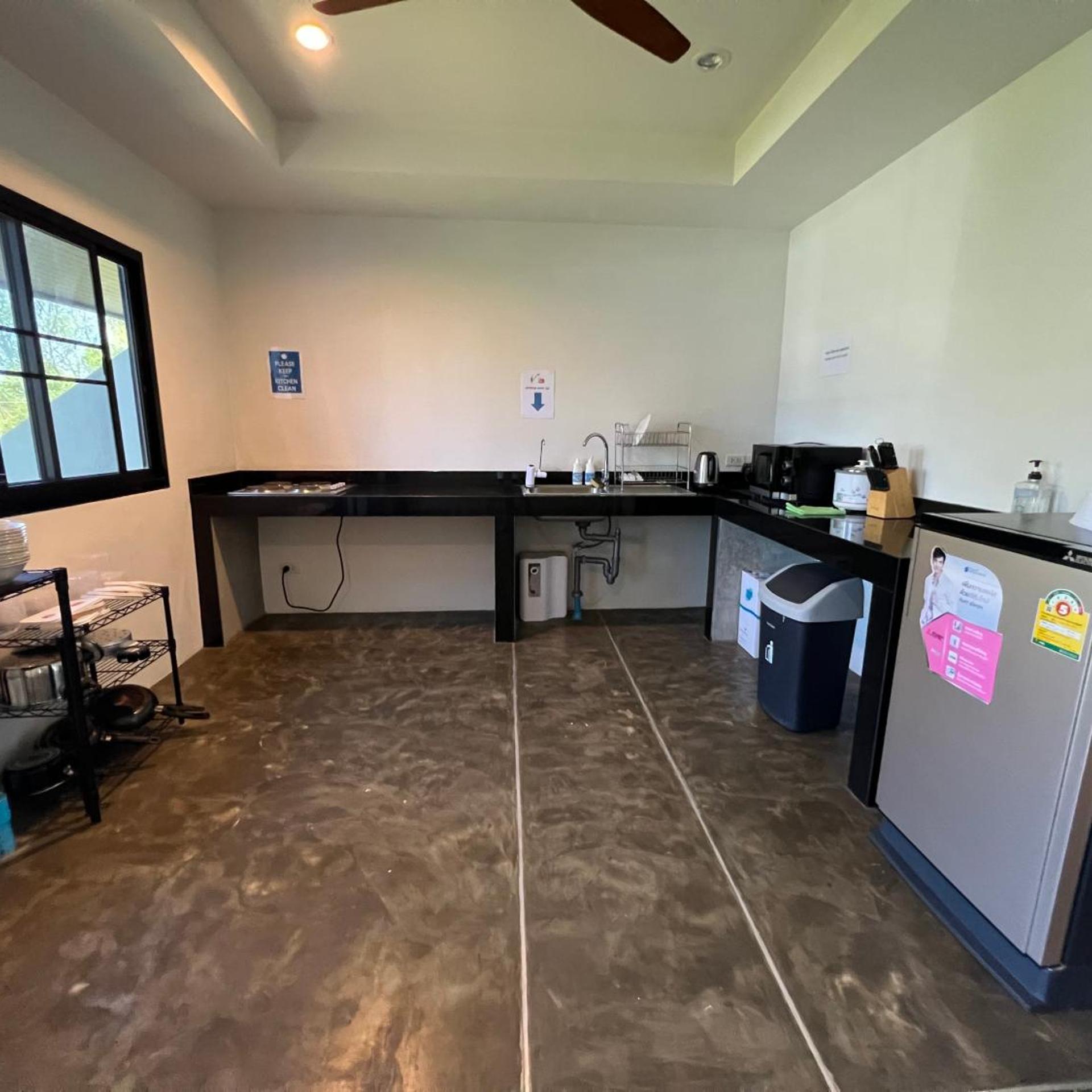 Litera Hostel Adults Only 4/71