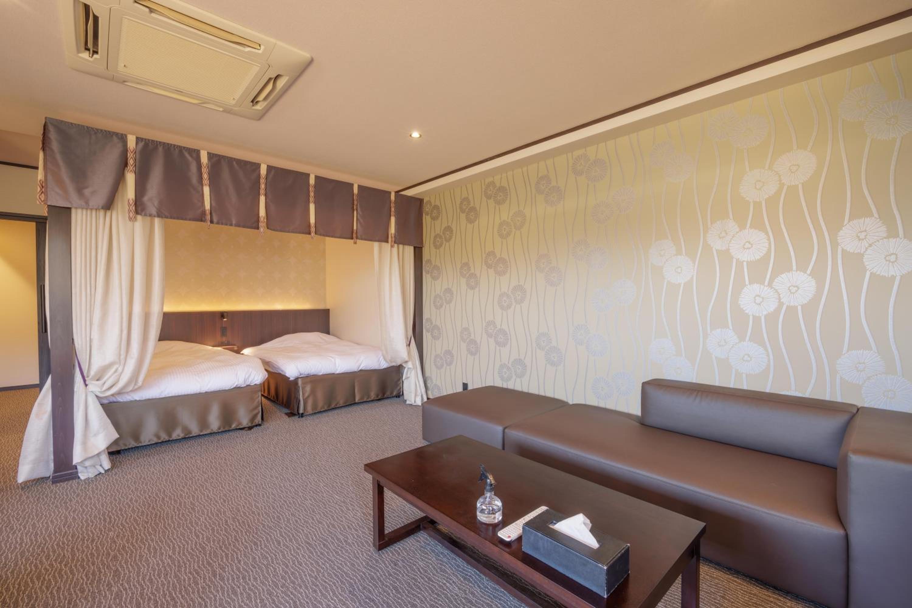 Comfort, Triple, 3 Double Beds