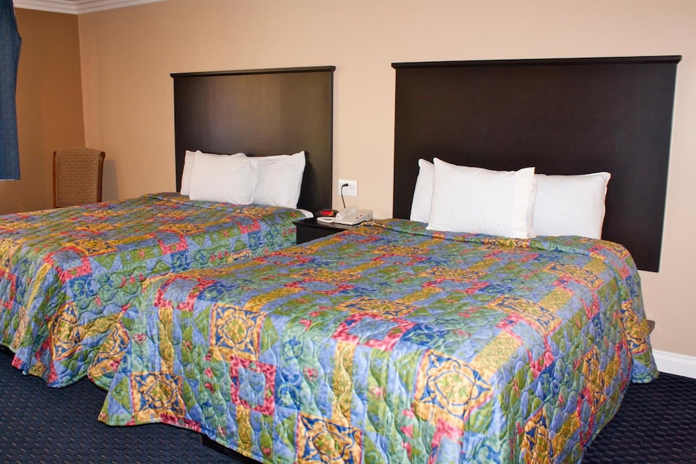 Garden Inn Suites 19/55