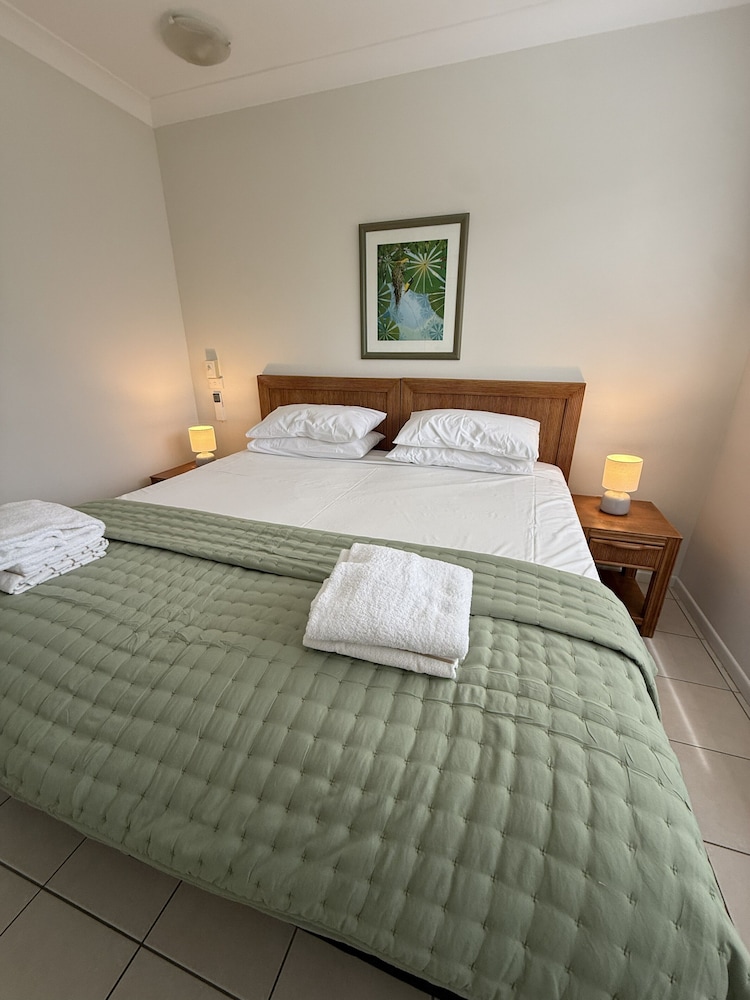Melaleuca Resort 22/72