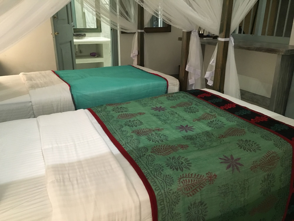 Khalids Guest House Galle 14/40