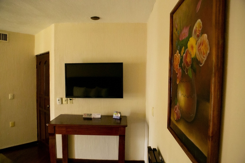 Hotel Las Palomas 12/59