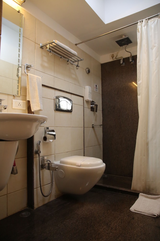 HOTEL SUDESH TOWER 8/37