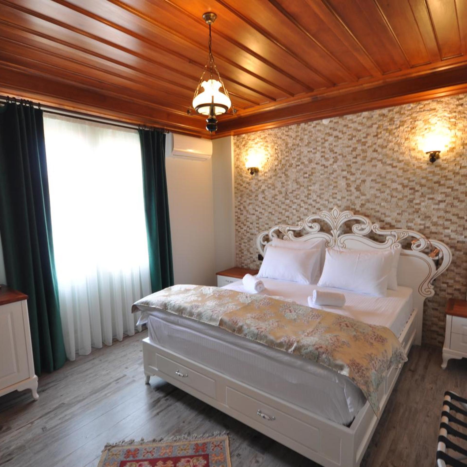 Svila Otel 17/40
