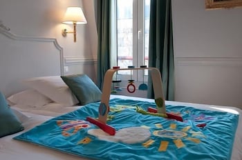 Hotel De La Porte Doree 39/53
