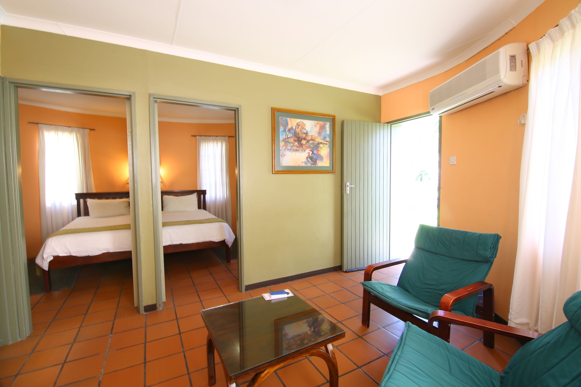 شاليه عائلي بسرير مزدوج وسرير فردي، Kalahari Arms Hotel 4/7