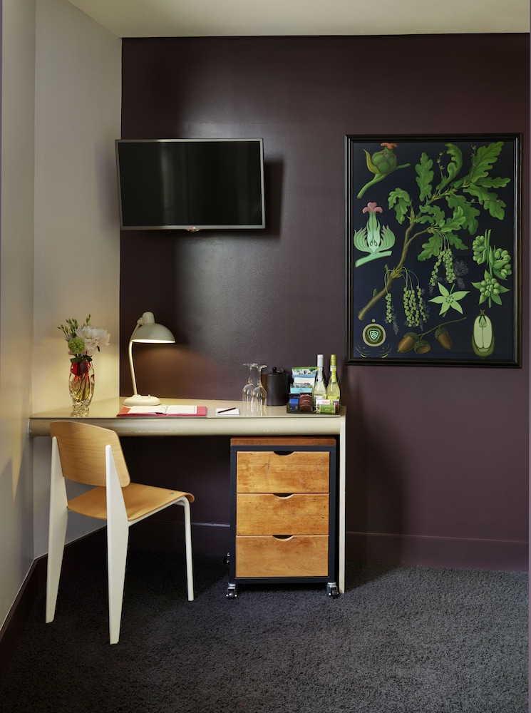 Marrable's Farringdon Hotel 34/36