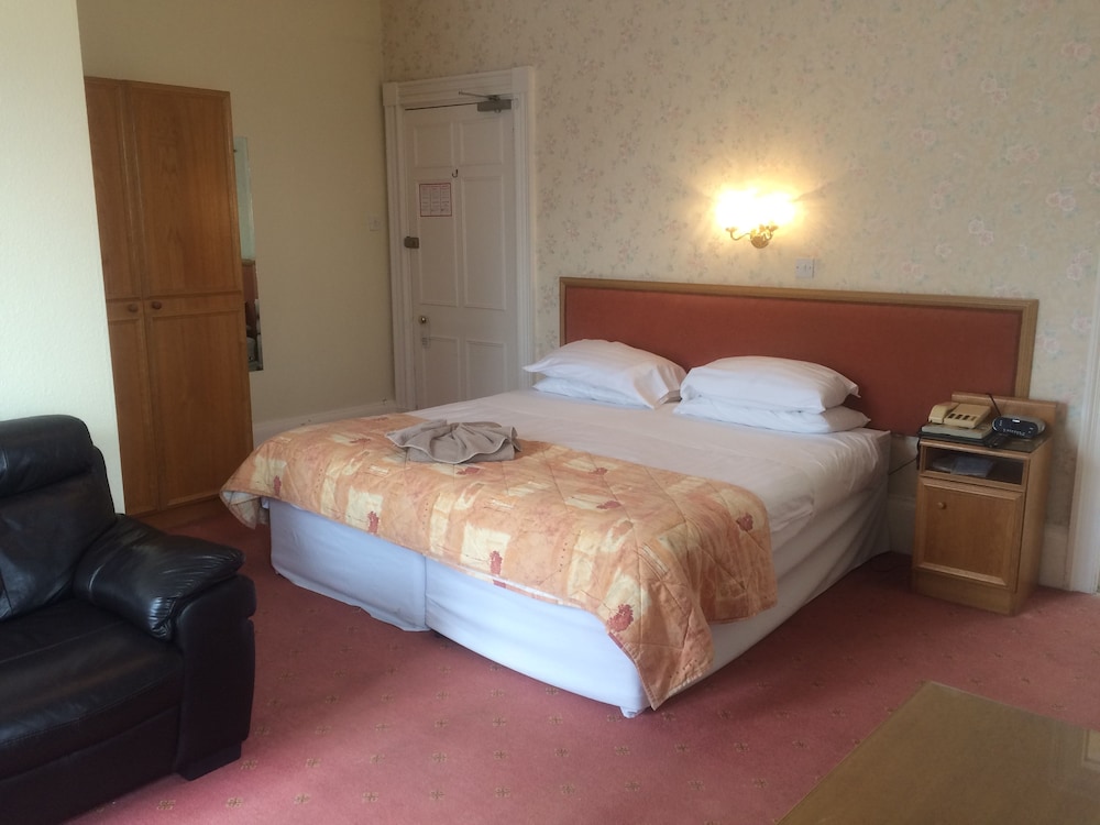 Grange Lodge Hotel 10/46