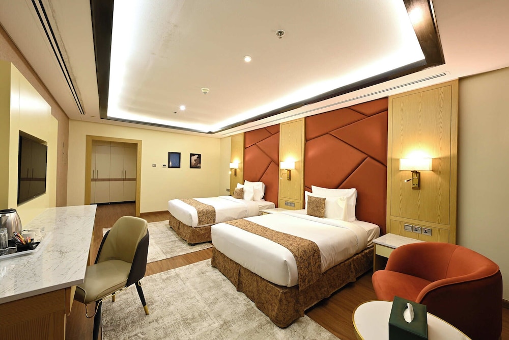Pavilion Palace Hotel 21/43