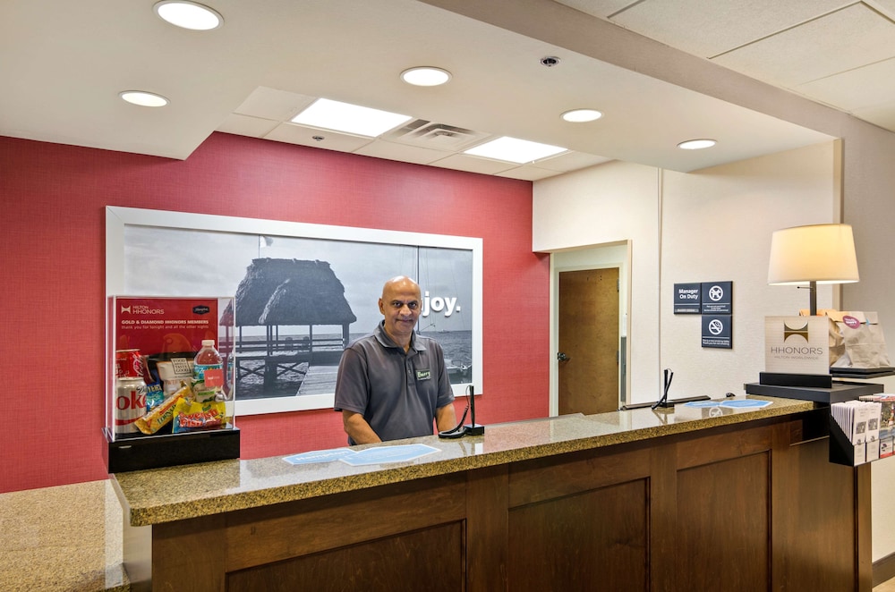 Hampton Inn Mount Dora 8/33