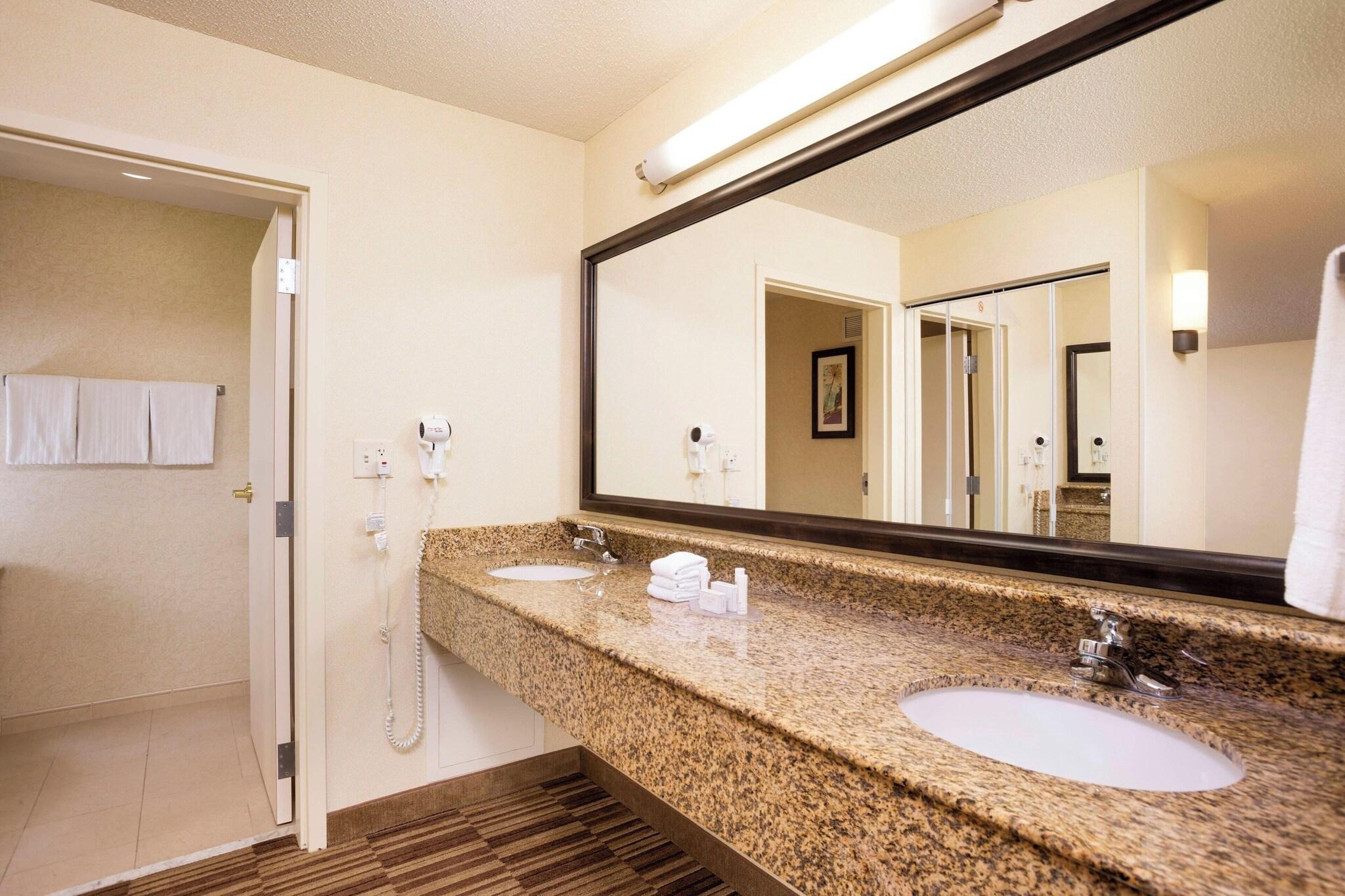 1 Bedroom, Suite, Accessible