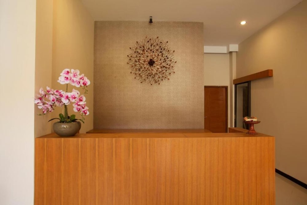 Kuta Suci Beach Hotel 5/43
