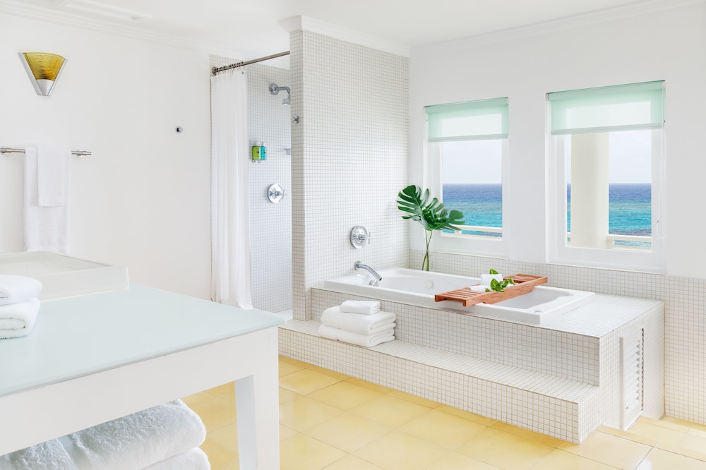 Couples Tower Isle - Adults Only 18/65