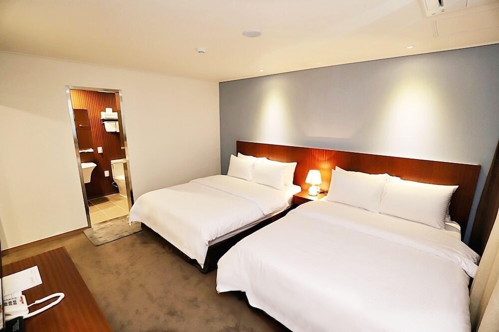 Sea & Moon Tourist Hotel 22/51