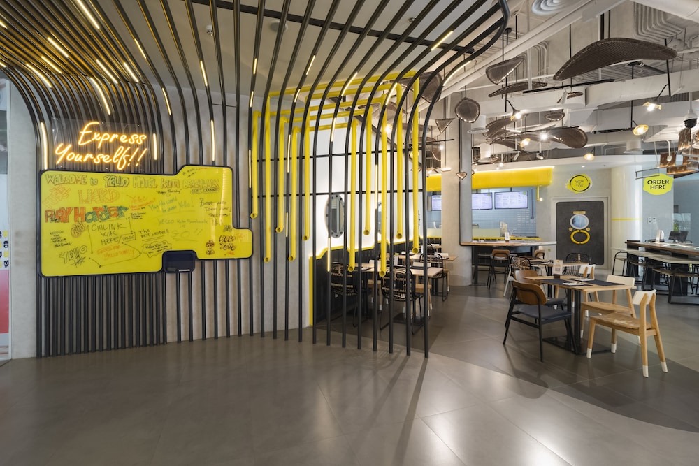 Yello Kuta Beachwalk Bali 35/50
