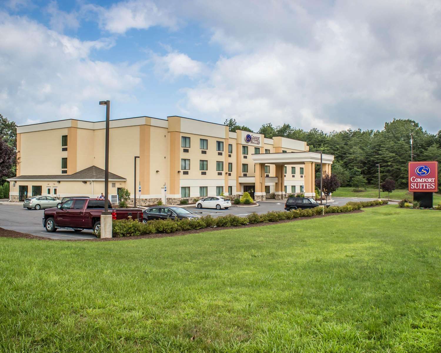Comfort Suites Lewisburg, PA 48/48