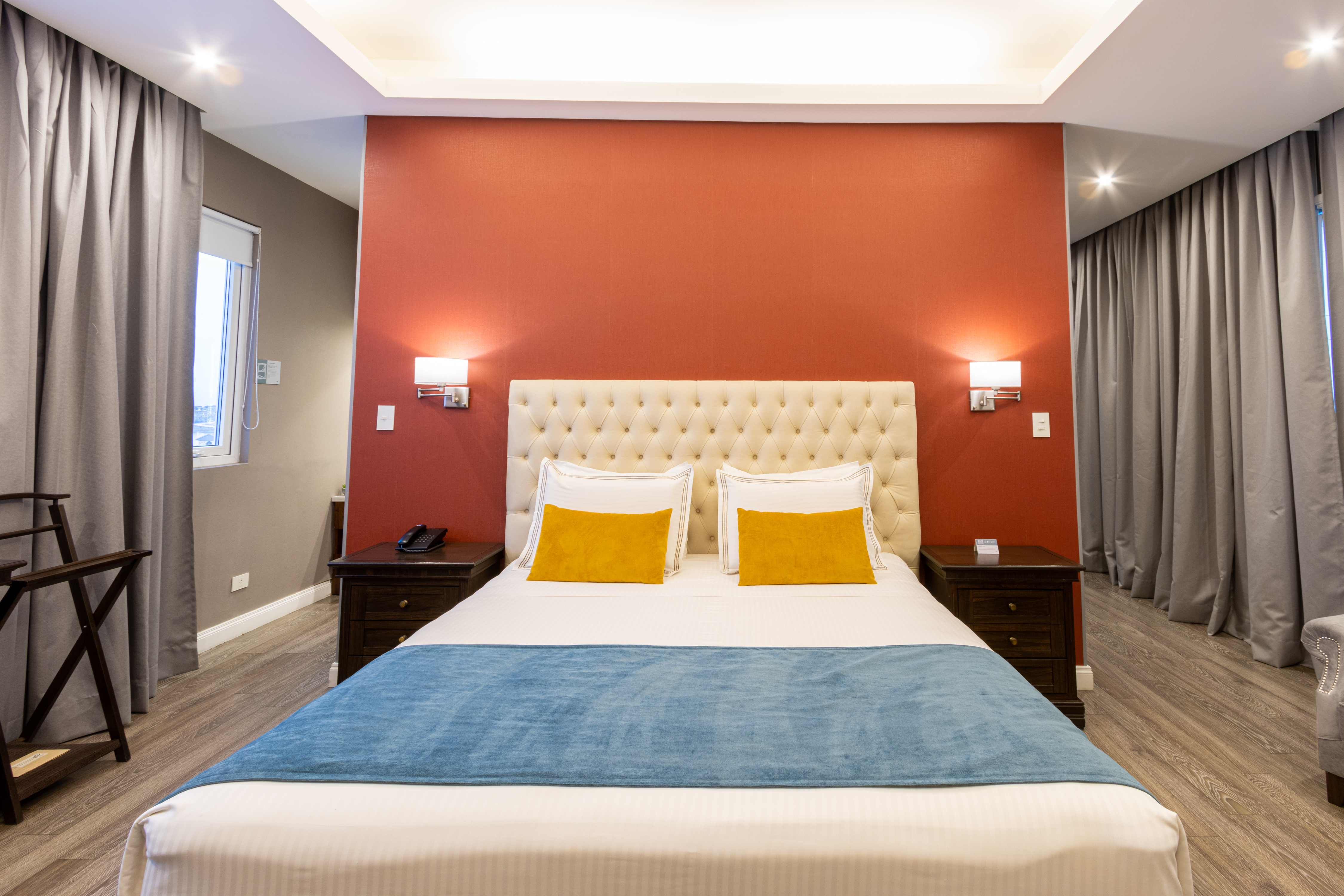 Master, Suite