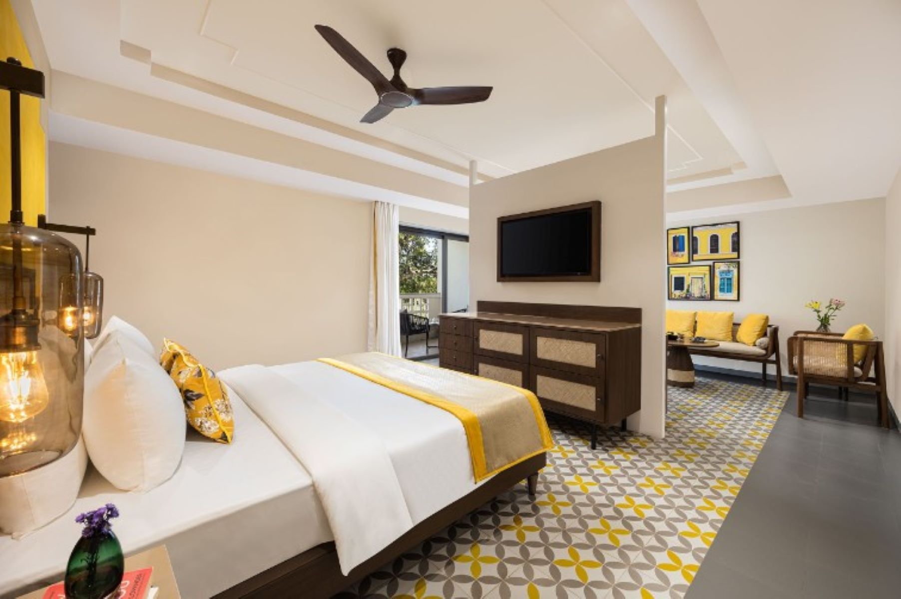 PREMIUM ROOM WITH BALCONY