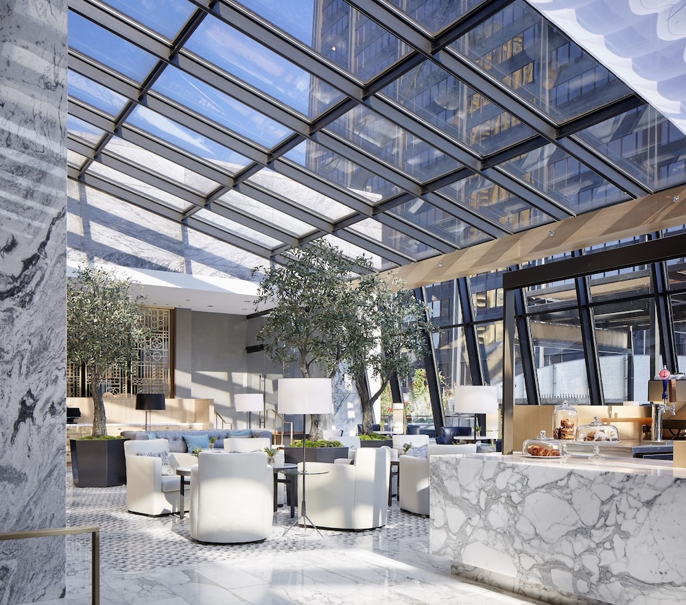 THE RITZ-CARLTON CHICAGO 37/42