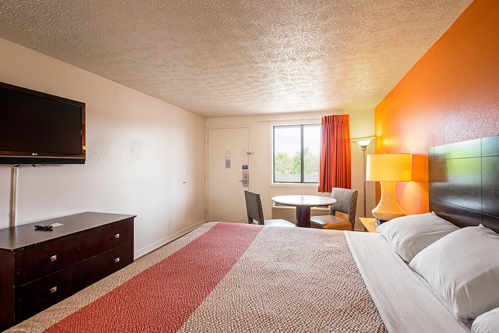 Budget Inn Norfolk Va 12/42