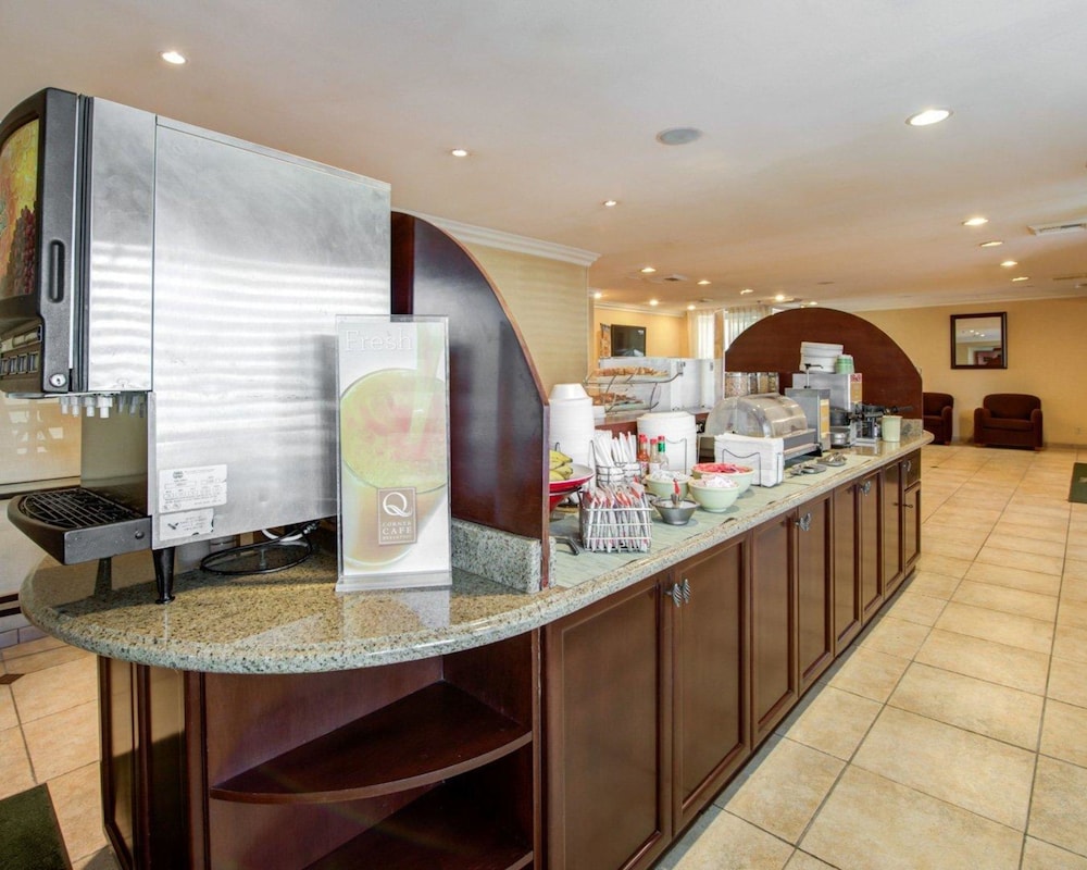 Quality Inn Placentia Anaheim Fullerton 42/50