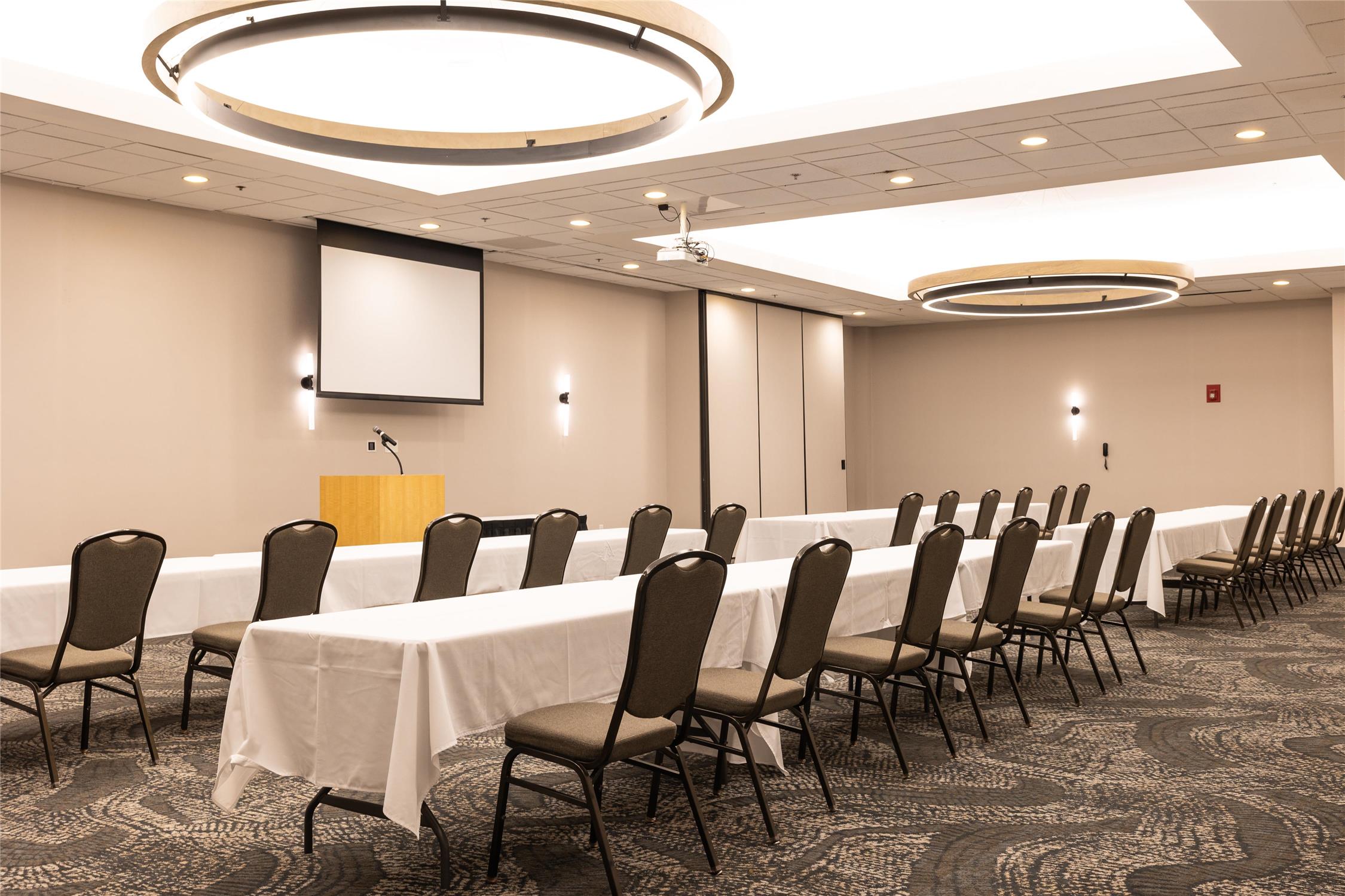 DoubleTree by Hilton Austin, MN 12/16