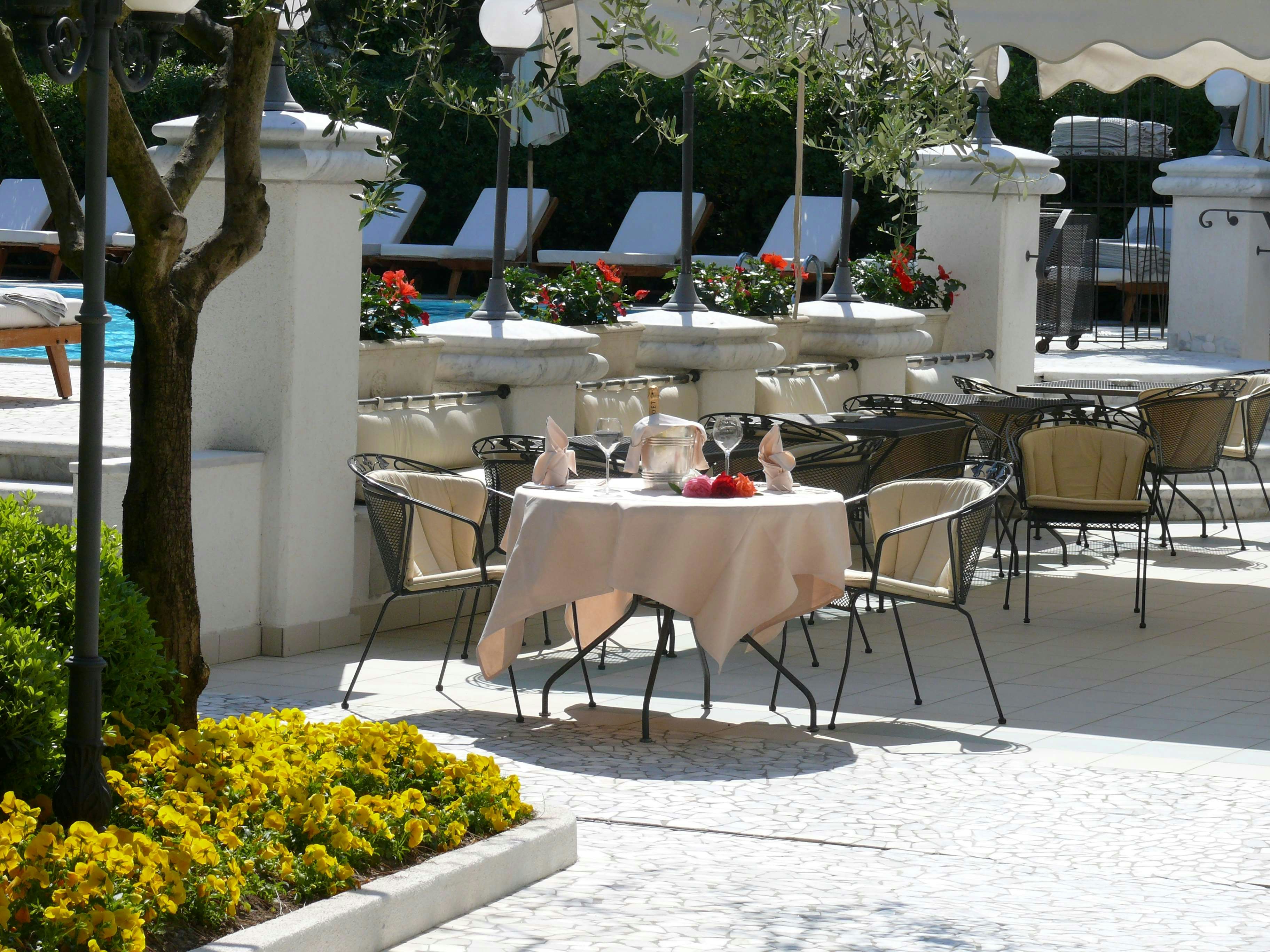Hotel Greif 61/74