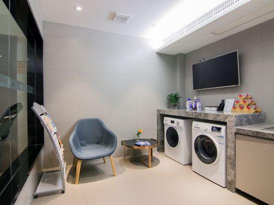 Homeinn Selected (Nantong Renmin Middle Road Dongjing International) 34/38