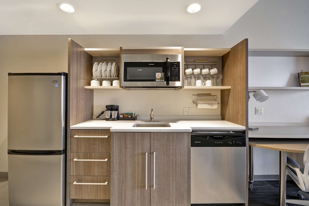 Home2 Suites by Hilton Perrysburg Levis Commons Toledo 12/51