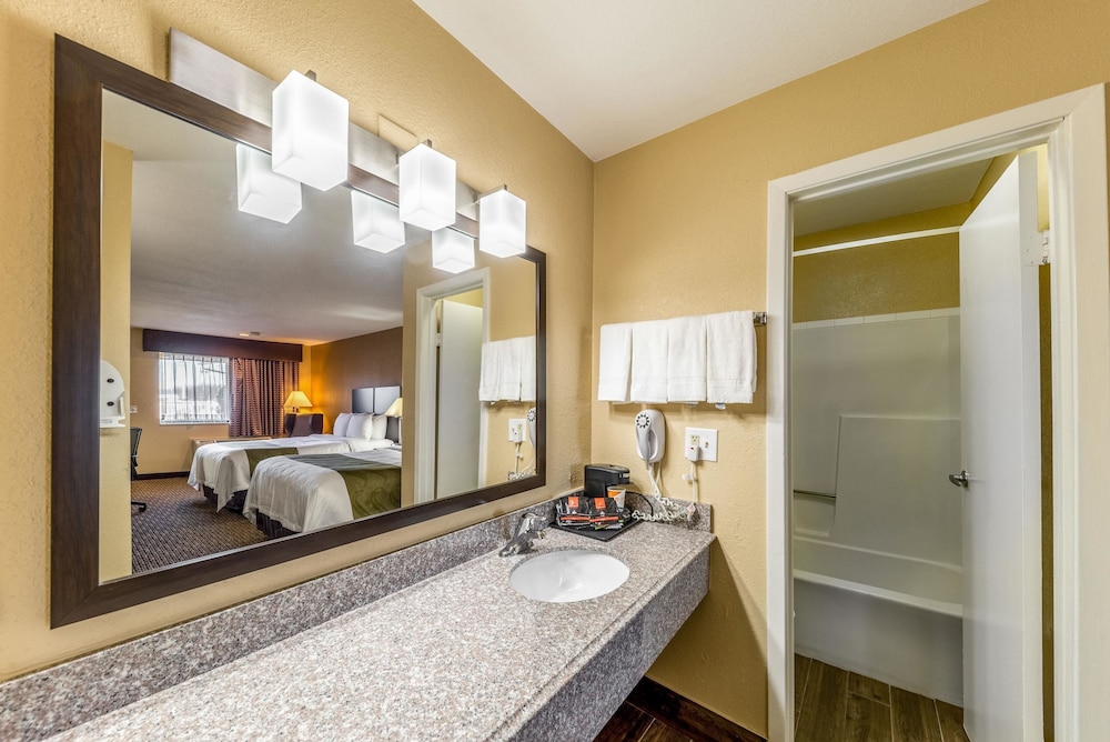Quality Inn Glenpool - Tulsa 23/42
