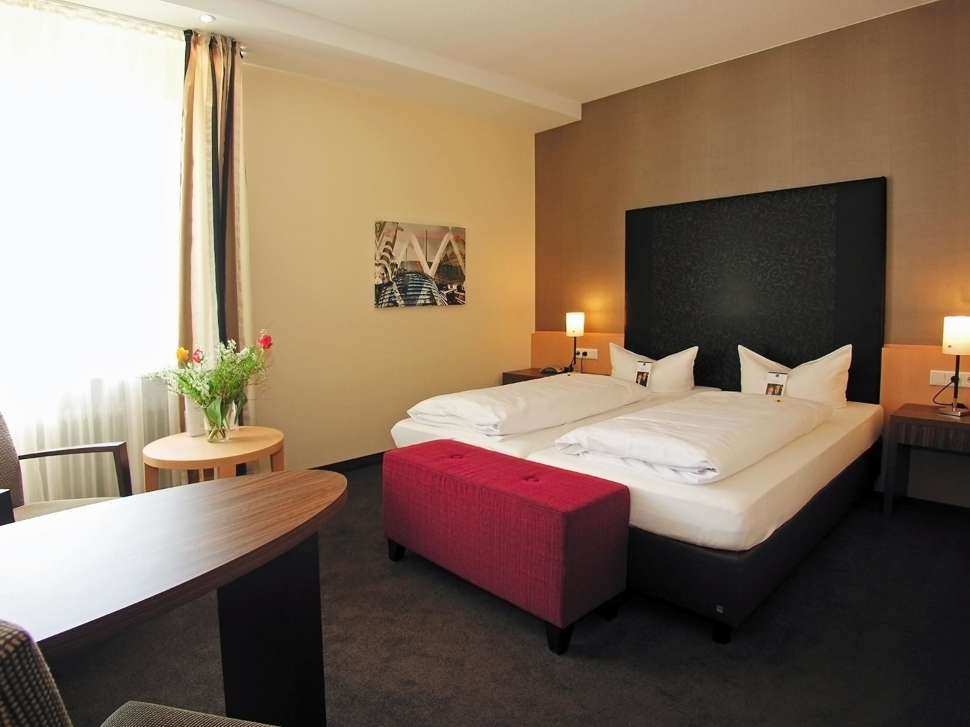 Premium, Convertible Double Bed
