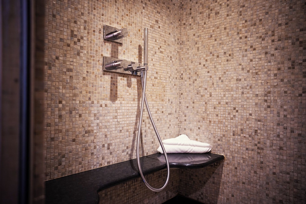 Hotel Odeon Saint Germain 48/60