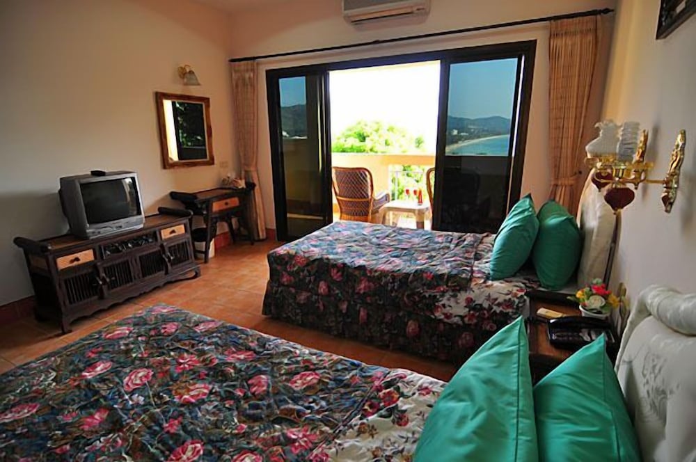 BAAN KARON HILL PHUKET RESORT 39/53