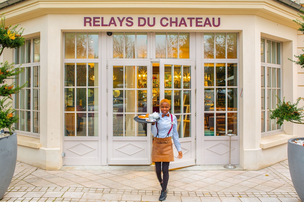 Mercure Rambouillet Relays du Chateau 10/79