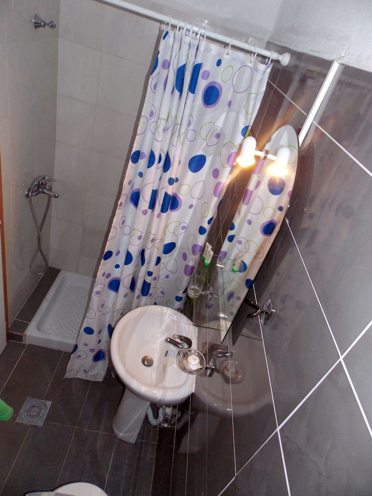 Nikos Apartments 30/33
