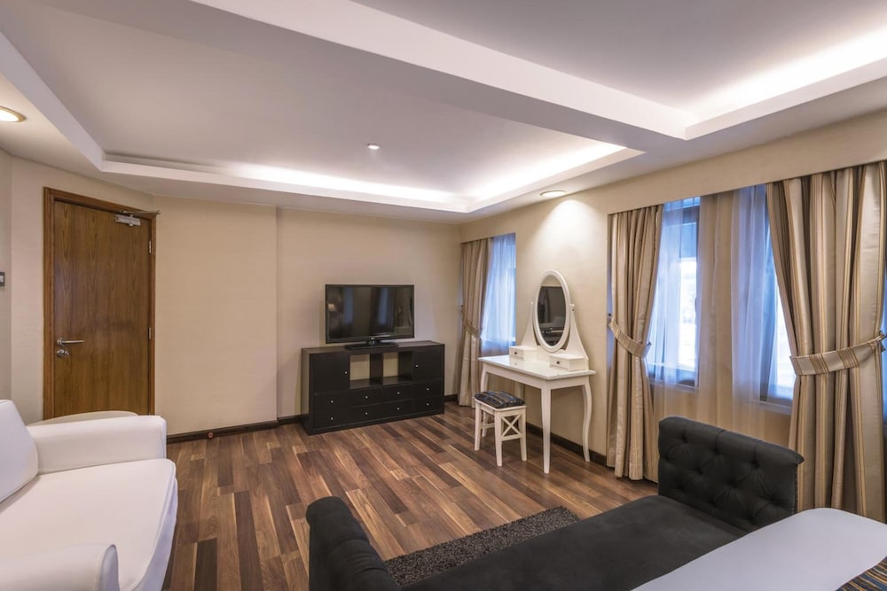 Oasis Hotel Kuwait 39/53
