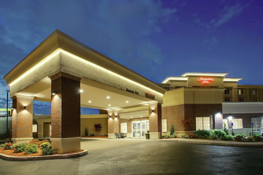 Hampton Inn By Hilton Pawtucket 1/35