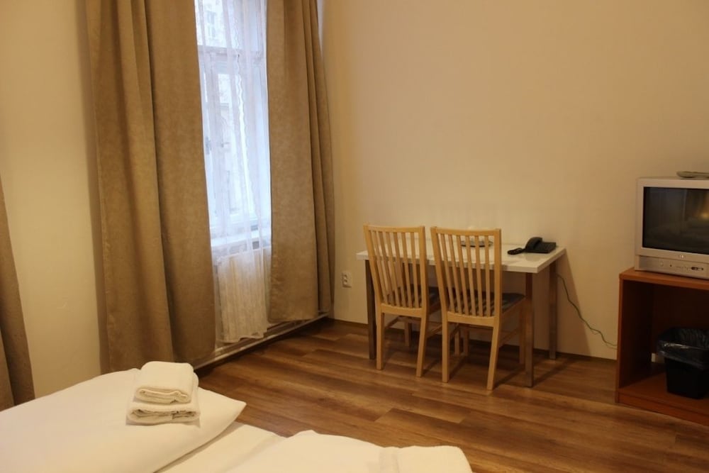 Gallery Hotel Sis 23/36