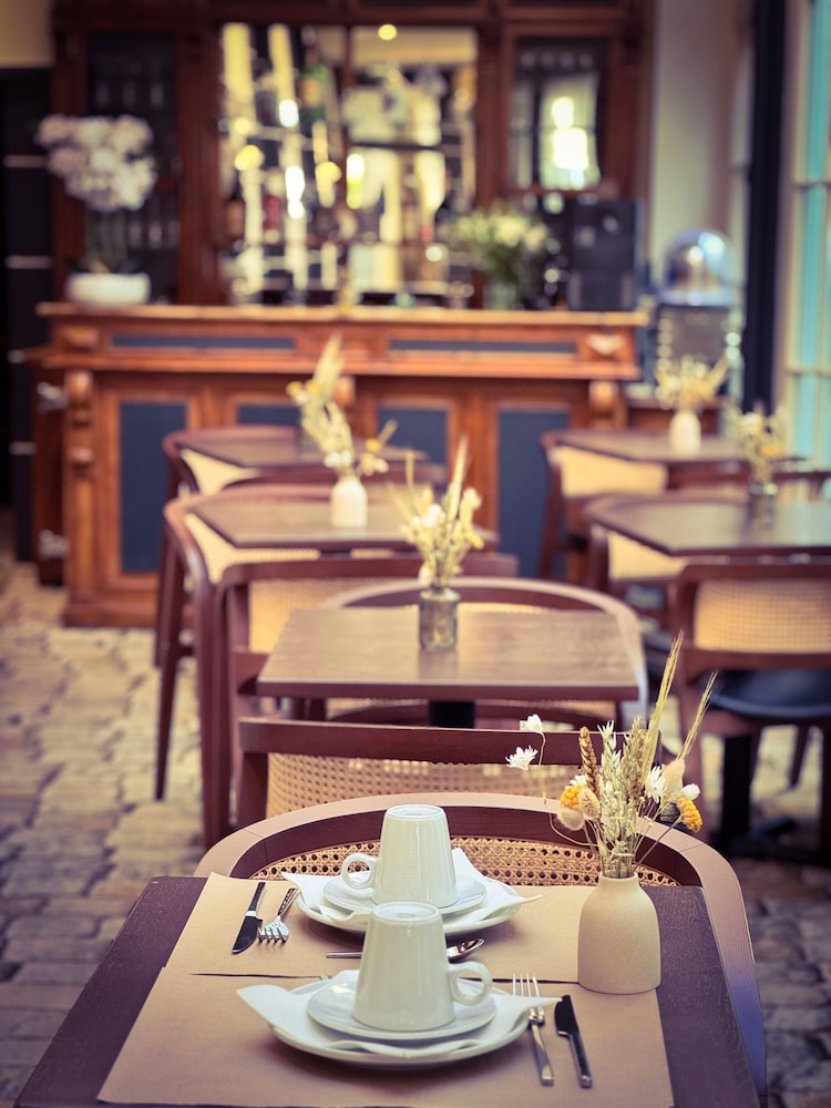 Churchill Hotel Bayeux 34/50