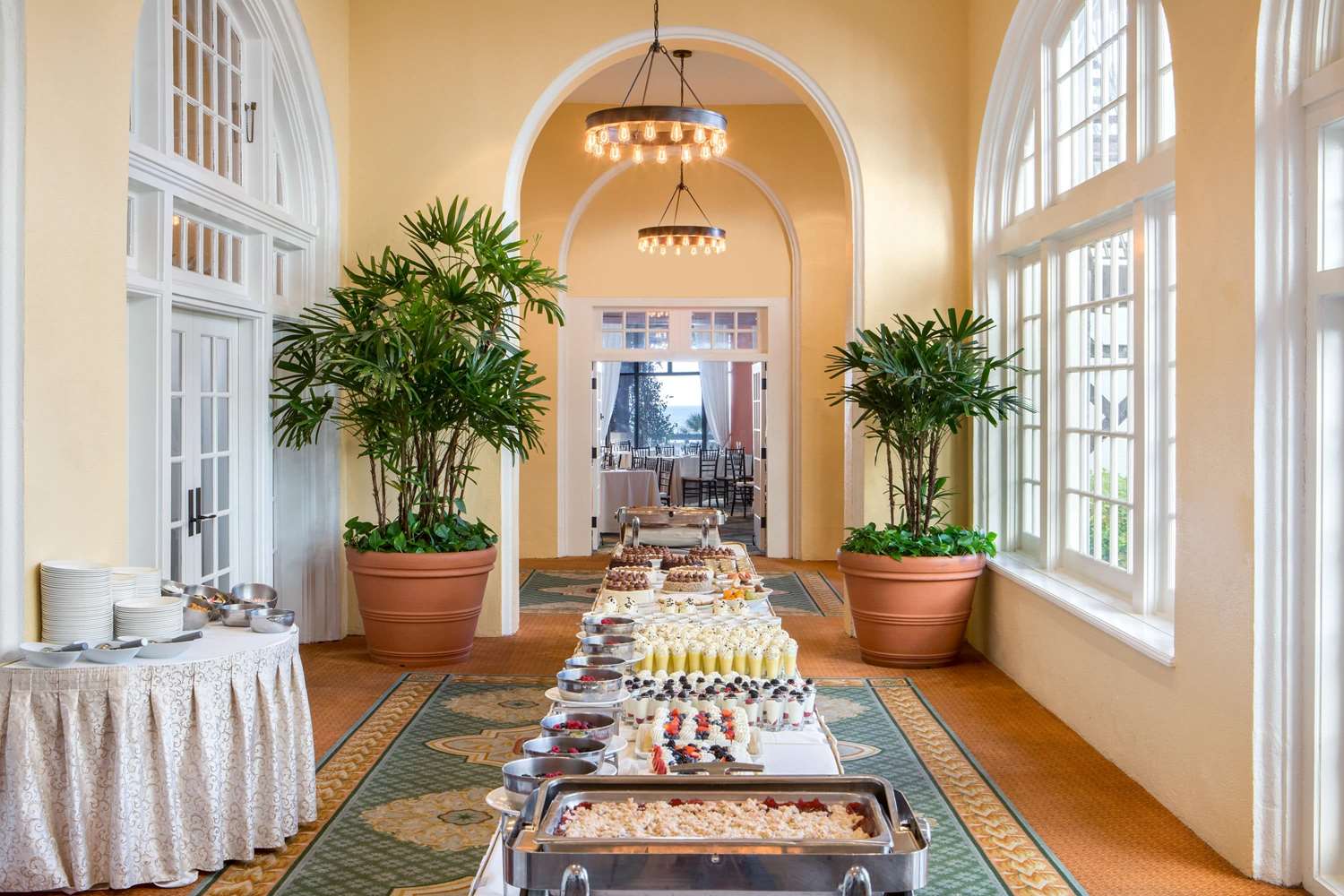 Grand Galvez Resort, Autograph Collection 30/62