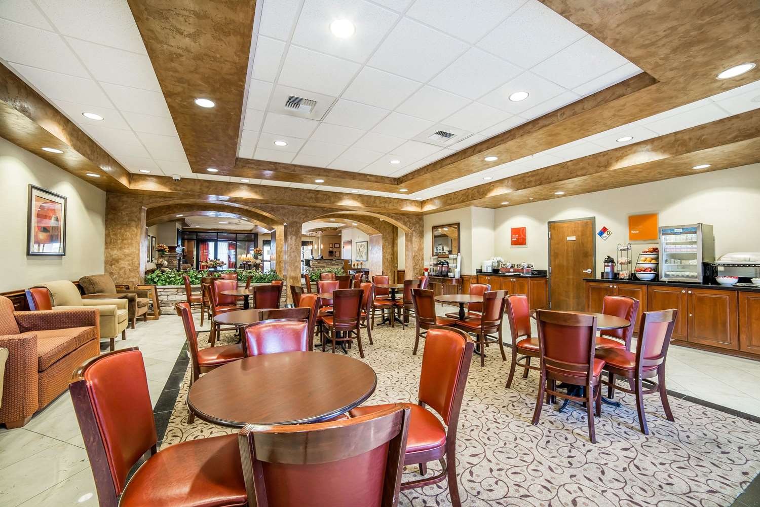 Comfort Inn And Suites Henderson 16/26