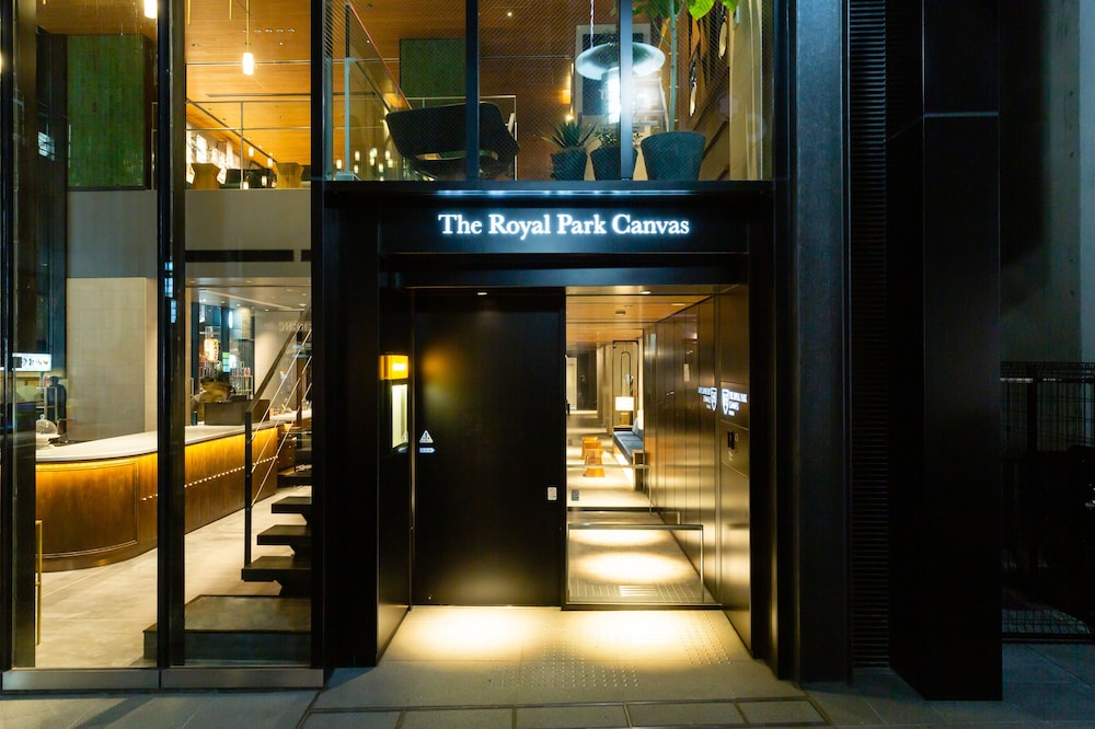 The Royal Park Canvas - Ginza 8 7/70