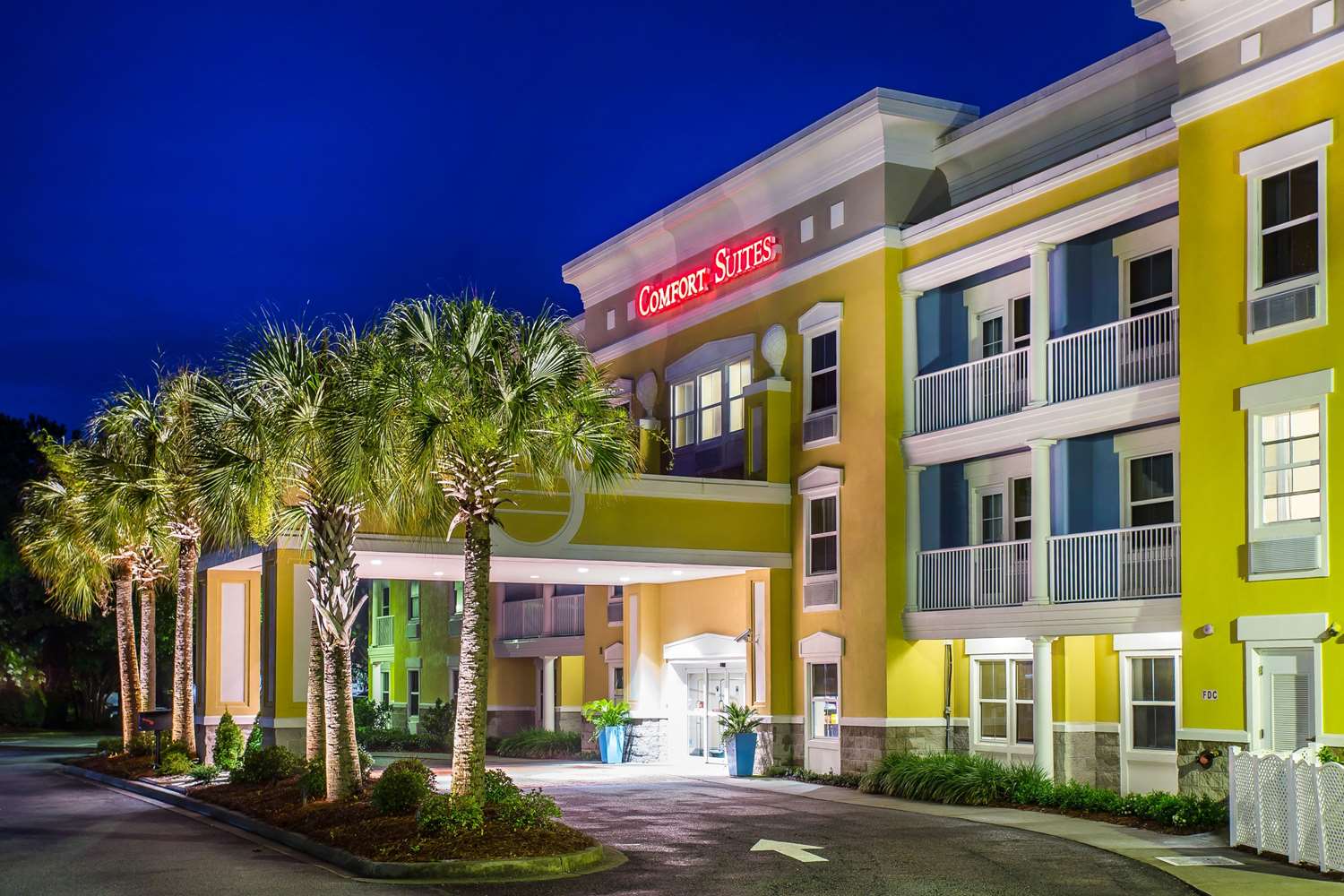 Comfort Suites At Isle Of Palms Connector 6/48