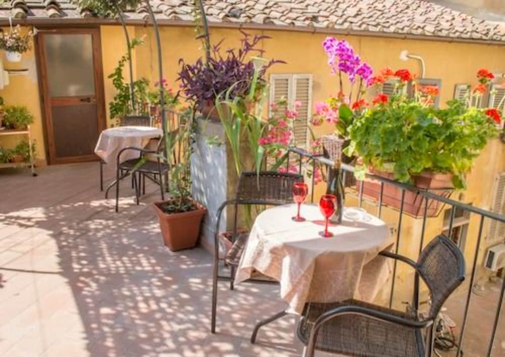 LA CORTE DEI PRINCIPI 49/56