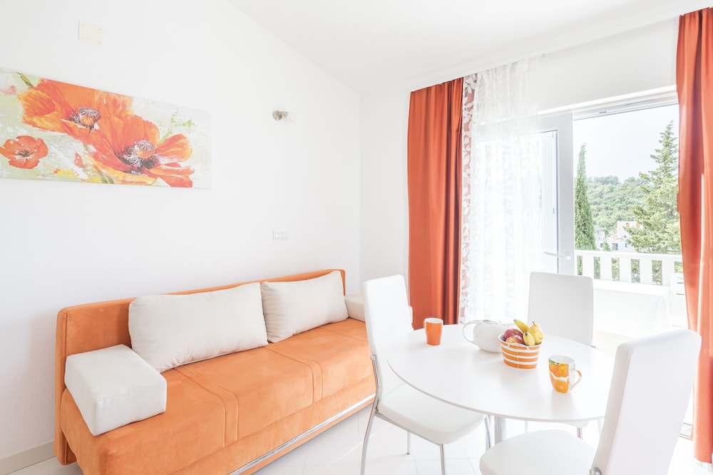 Apartmani Nikolina 36/50