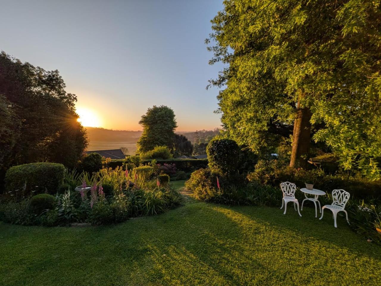 Kings Hill Bed & Breakfast 36/50