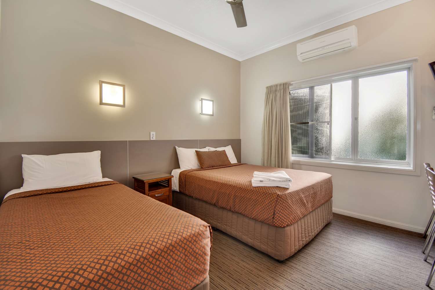 City Oasis Inn Townsville SureStay Collection by BW 14/39