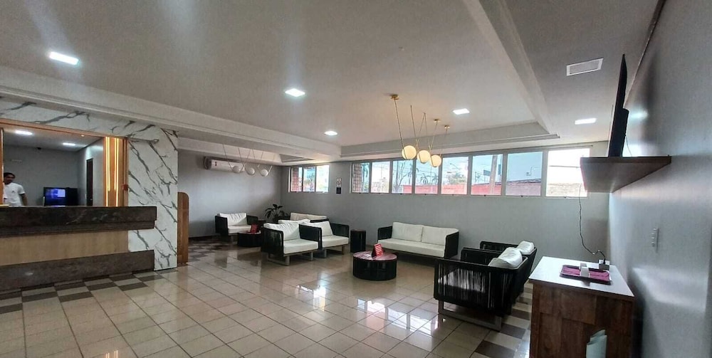 Victoria Plaza 40/52