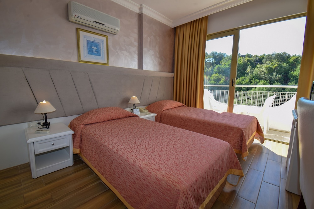 Marbas Select Beach - Adults Only (+14) 22/50