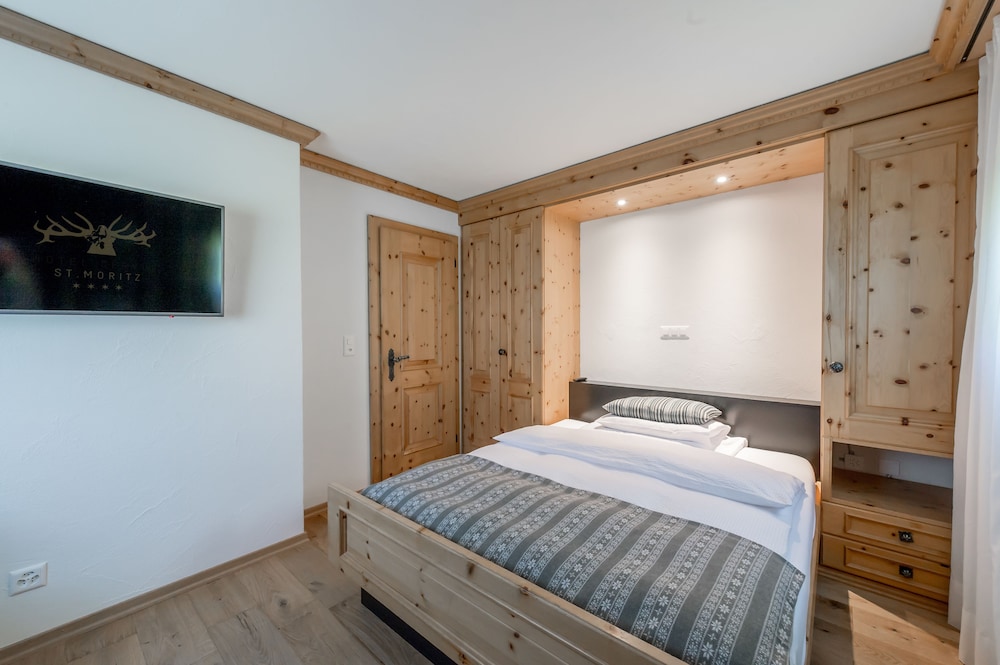 Hotel Cervus 6/34